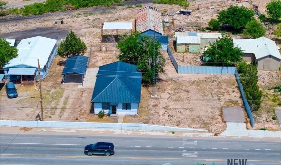 1624 Pecos Hwy, Carlsbad, NM 88220 - 2 Beds, 2 Bath