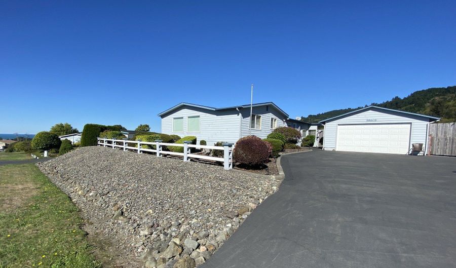 98609 CAMELLIA Dr, Brookings, OR 97415 - 2 Beds, 2 Bath