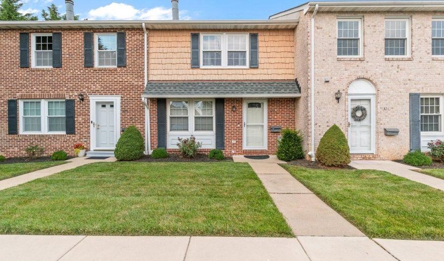 322 HARLAN Sq A-2, Bel Air, MD 21014 - 3 Beds, 3 Bath