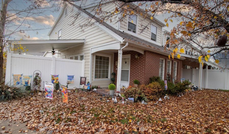 261 W PARK Ln N, Centerville, UT 84014 - 3 Beds, 2 Bath