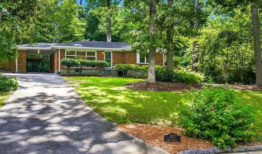 1571 Fama Dr NE, Atlanta, GA 30329 - 2 Beds, 2 Bath