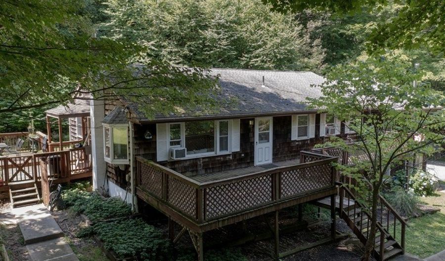 52 Glenwood Mt Rd, Alloway, NJ 07461 - 4 Beds, 2 Bath