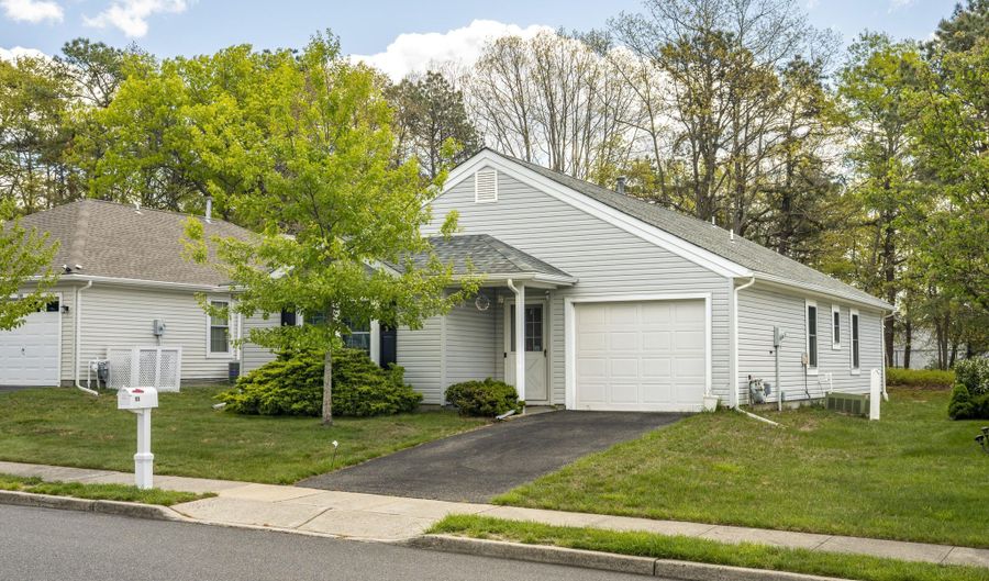 98 Pine Oak Blvd, Barnegat, NJ 08005 - 2 Beds, 2 Bath
