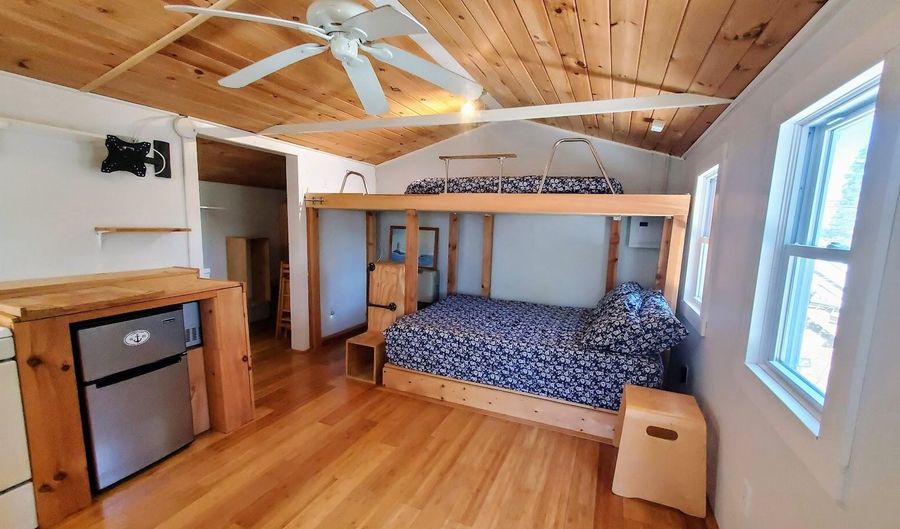 26 Hideaway Rd G, Bourne, MA 02532 - 1 Beds, 1 Bath