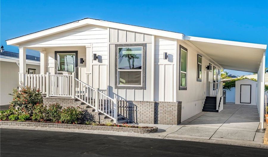 7205 Santa Barbara St, Carlsbad, CA 92011 - 3 Beds, 2 Bath