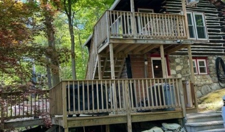 57 Lakeside Dr, Alloway, NJ 07461 - 2 Beds, 1 Bath