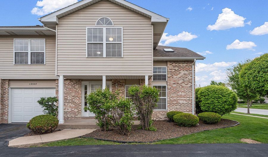 12527 S Central Park Ave, Alsip, IL 60803 - 2 Beds, 2 Bath