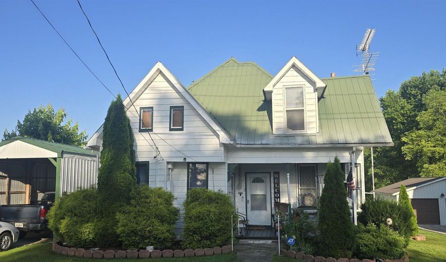 204 State Road 145 Rd, Birdseye, IN 47513 - 3 Beds, 1 Bath