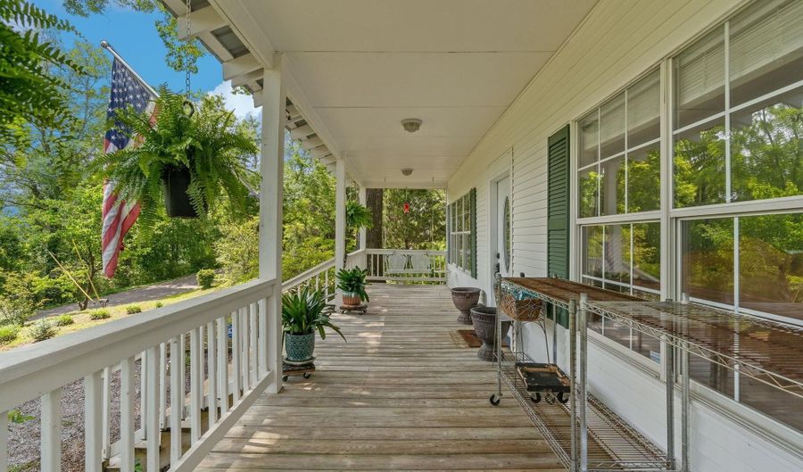 126 HICKORY HILLS Dr, Alabaster, AL 35007 - 3 Beds, 2 Bath