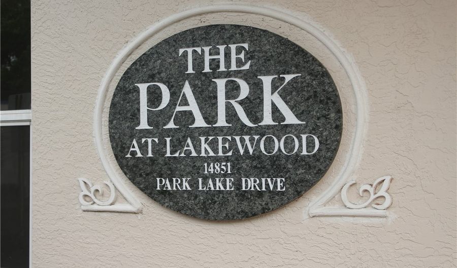 14931 Park Lake Dr 211, Fort Myers, FL 33919 - 1 Beds, 2 Bath