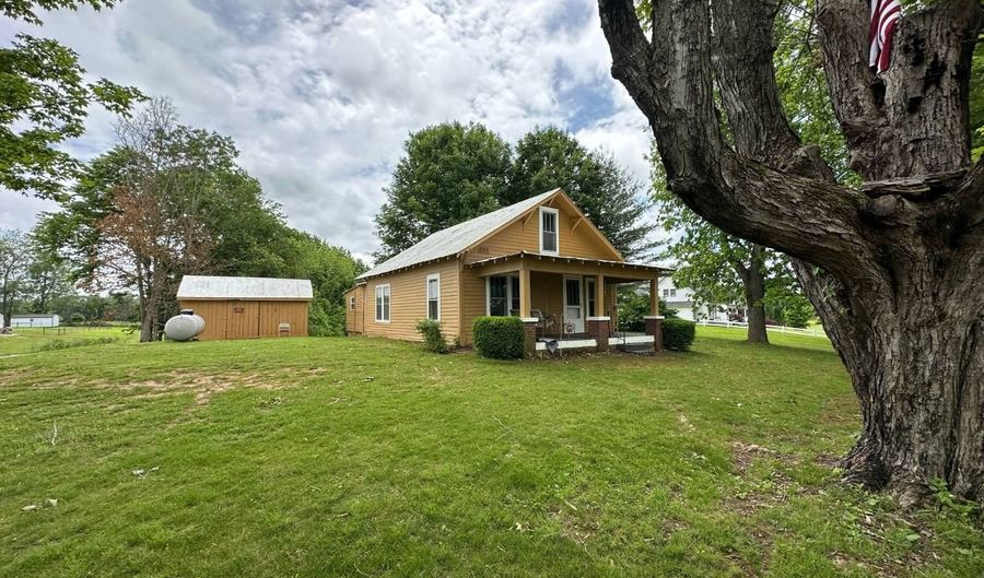 1028 Old Monticello Rd, Albany, KY 42602 - 3 Beds, 1 Bath