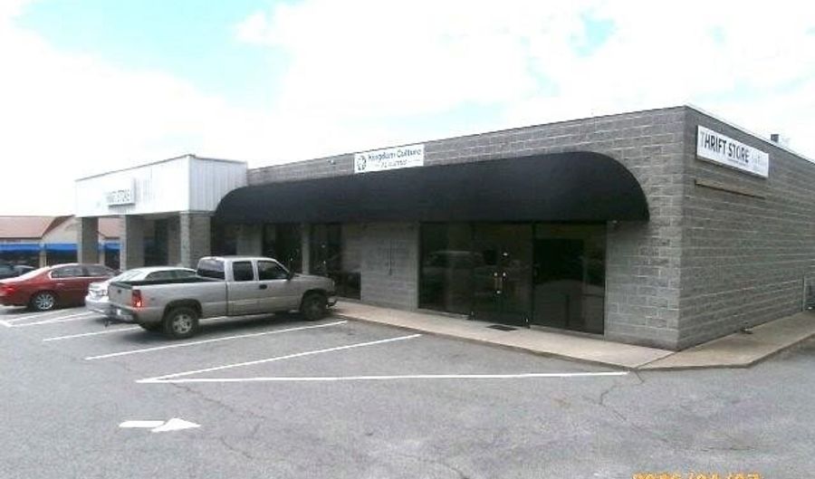 1530 E Dixie Dr, Asheboro, NC 27203 - 0 Beds, 0 Bath