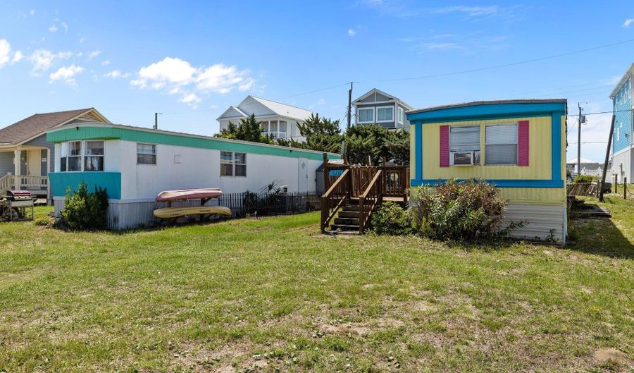 524 E Fort Macon Rd, Atlantic Beach, NC 28512 - 2 Beds, 1 Bath