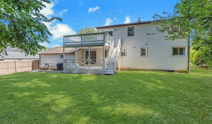 100 Loftus Cir, Bridgeport, CT 06606 - 5 Beds, 2 Bath