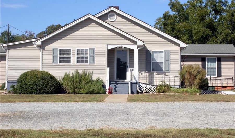 1900 Whitehall Rd A & B, Anderson, SC 29625 - 0 Beds, 0 Bath