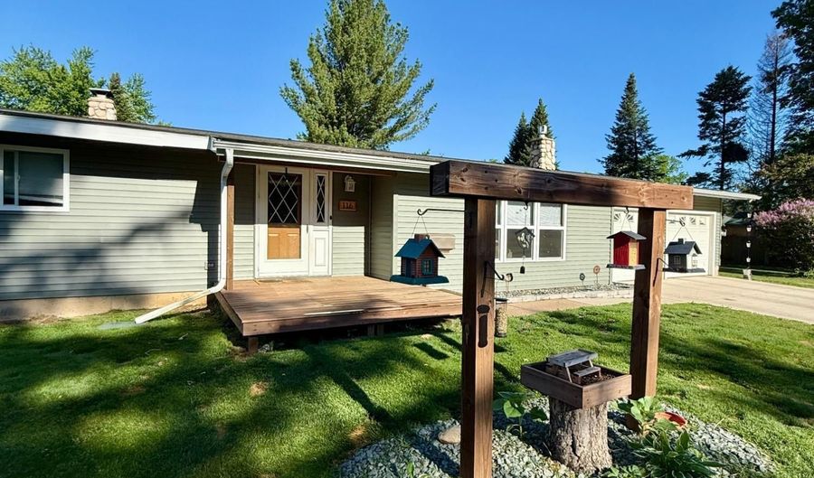 116 WEIX St, Antigo, WI 54409 - 3 Beds, 3 Bath