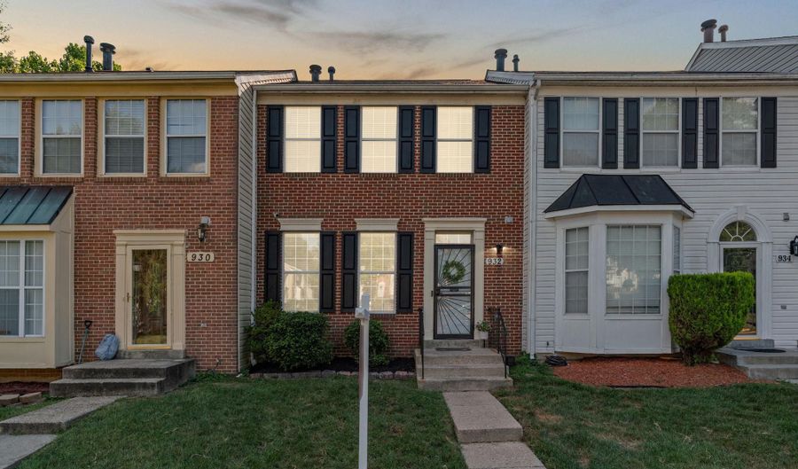 932 LAKE OVERLOOK Dr, Bowie, MD 20721 - 4 Beds, 4 Bath