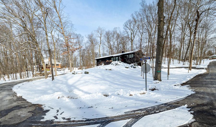 4120 Woodland Dr, Ann Arbor, MI 48103 - 4 Beds, 3 Bath