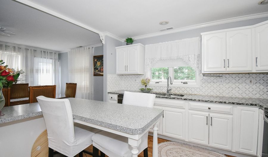 159 Birch Dr, Cheshire, CT 06410 - 4 Beds, 3 Bath