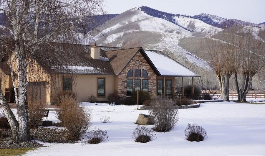3 5 Capt Billy Boogie Way, Carmen, ID 83462 - 5 Beds, 4 Bath