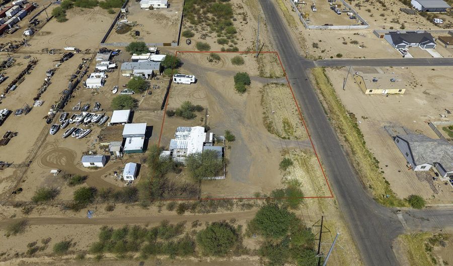 9505 W MILLIGAN Rd, Casa Grande, AZ 85193 - 2 Beds, 2 Bath