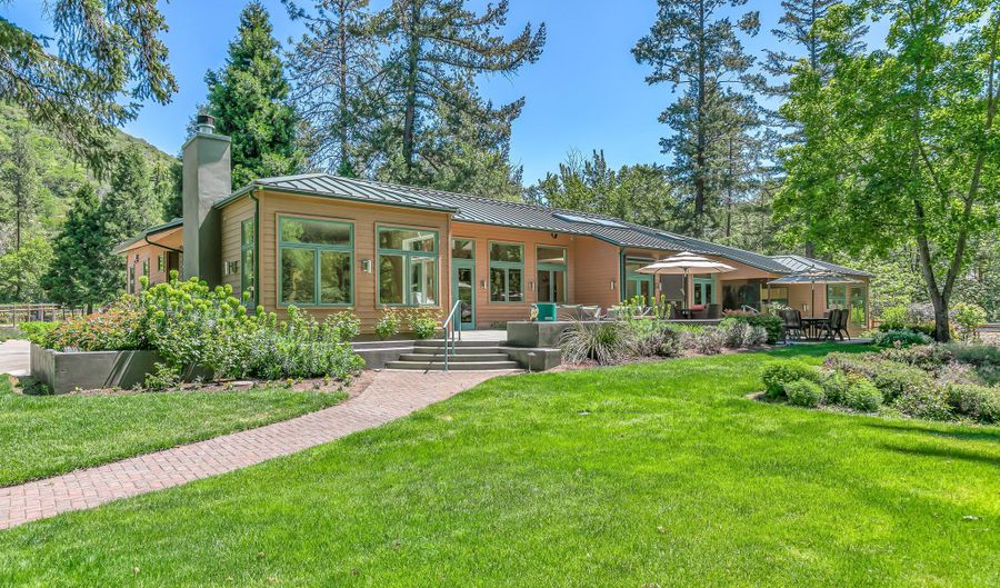 13587 Highway 238, Applegate, OR 97530 - 3 Beds, 4 Bath