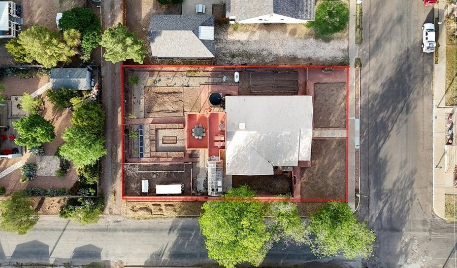 401 E Sul Ross, Alpine, TX 79830 - 2 Beds, 2 Bath