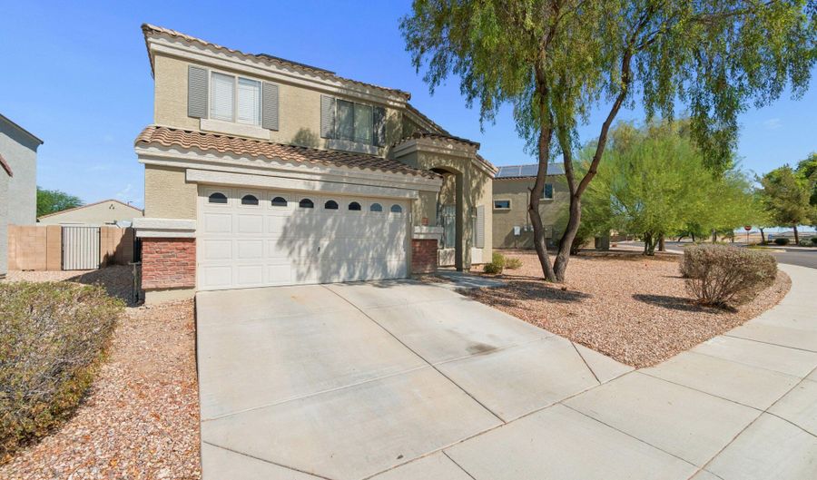 5266 S 236TH Ave, Buckeye, AZ 85326 - 3 Beds, 3 Bath