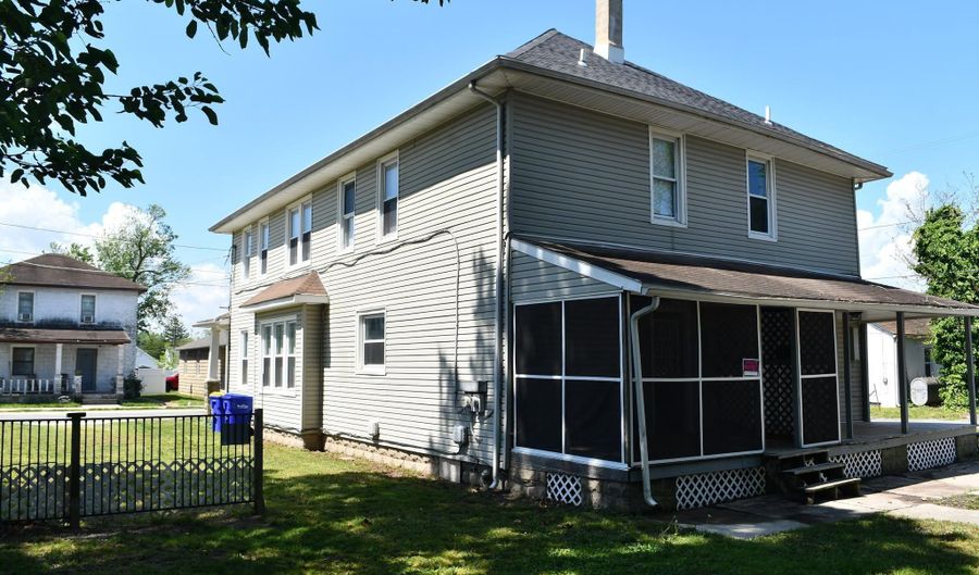 4 E MILBY St, Harrington, DE 19952 - 2 Beds, 2 Bath