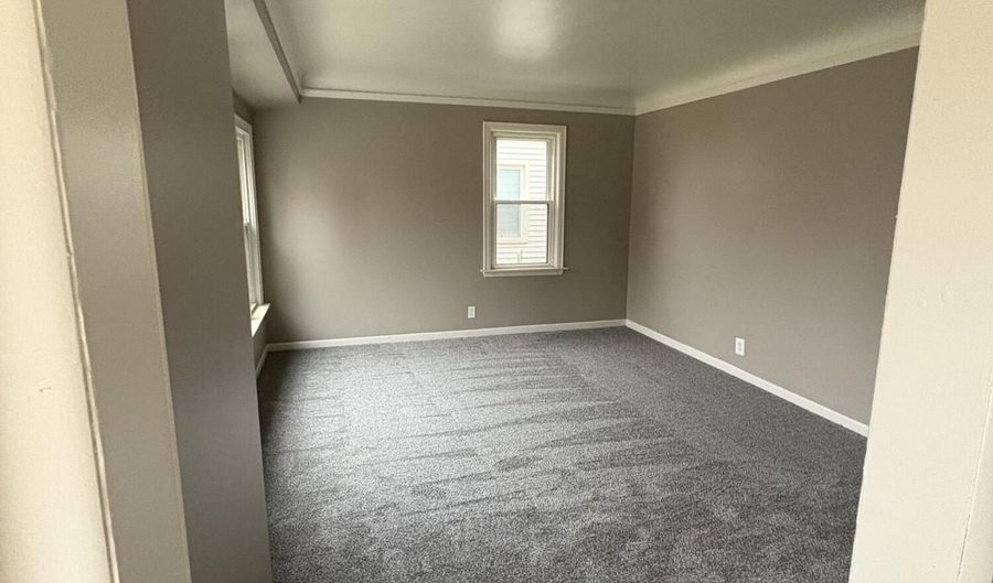 15879 Horger Ave, Allen Park, MI 48101 - 3 Beds, 2 Bath