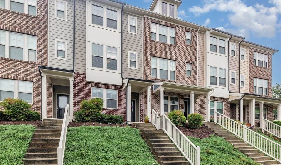1405 Town Home Dr, Apex, NC 27502 - 3 Beds, 4 Bath