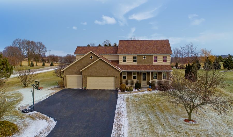 2998 E 2360th Rd, Marseilles, IL 61341 - 4 Beds, 4 Bath