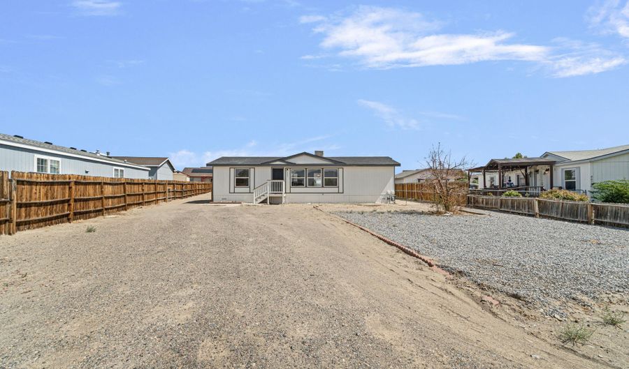 863 Jennys Ln, Fernley, NV 89408 - 3 Beds, 2 Bath