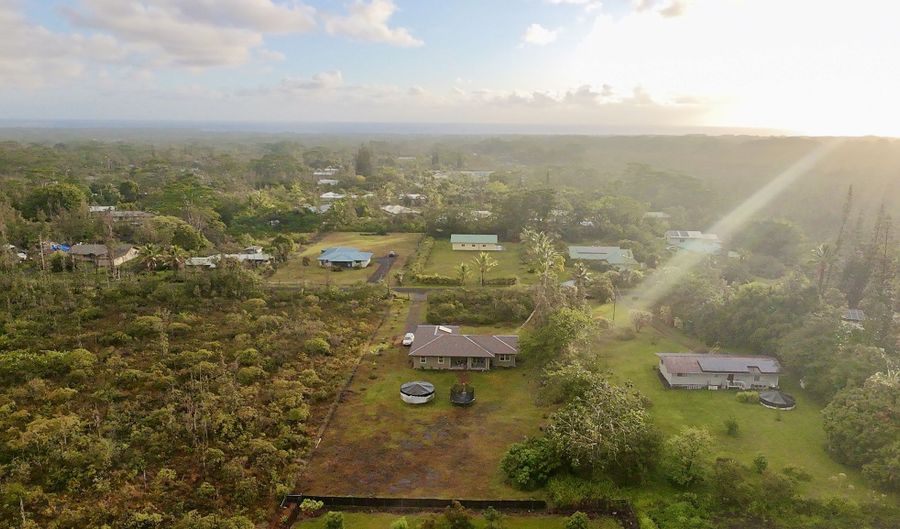 15-2064 30TH Ave, Keaau, HI 96749 - 3 Beds, 2 Bath