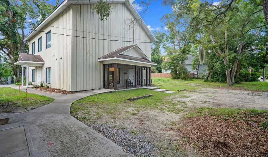 2219 Prince St, Beaufort, SC 29902 - 0 Beds, 0 Bath