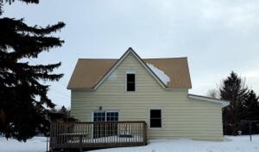 205 Louise Ave, Wilton, ND 58579 - 3 Beds, 2 Bath