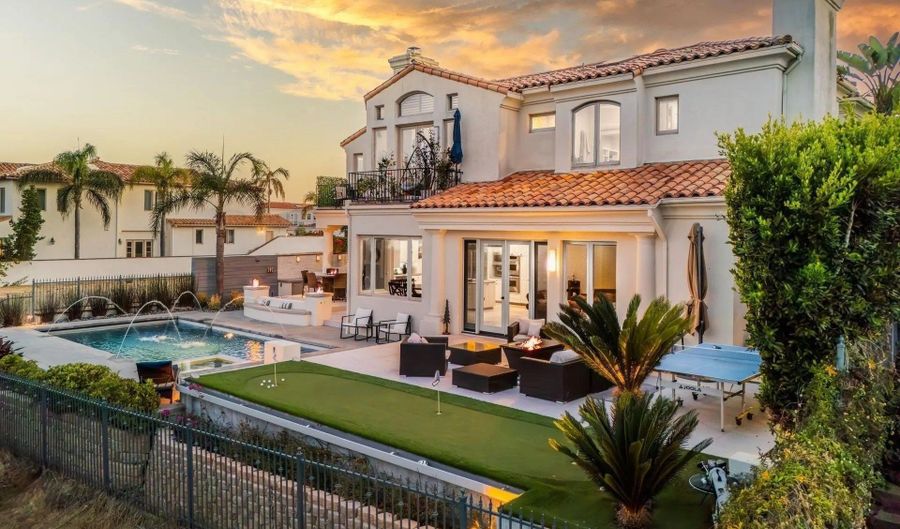 7124 Aviara Dr, Carlsbad, CA 92011 - 5 Beds, 5 Bath