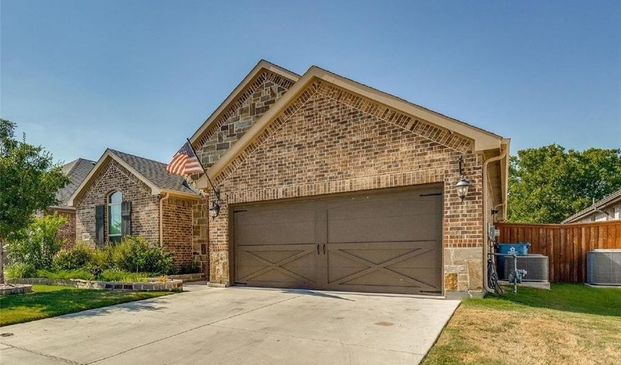 14840 Gladstone Dr, Aledo, TX 76008 - 4 Beds, 2 Bath