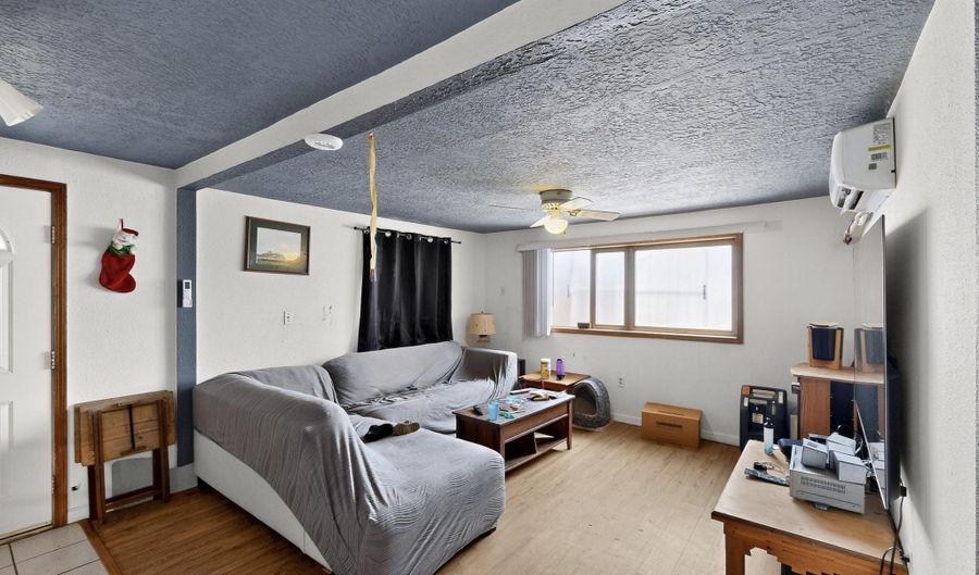 304 MESCALERO Rd NW, Albuquerque, NM 87107 - 3 Beds, 2 Bath