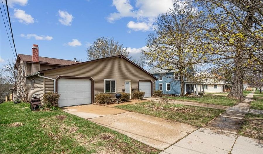 608 S Garnavillo St, Anamosa, IA 52205 - 0 Beds, 0 Bath