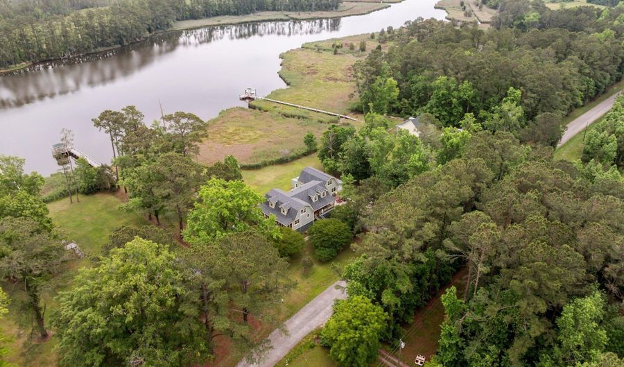457 Muddy Creek Rd, Aurora, NC 27806 - 3 Beds, 2 Bath