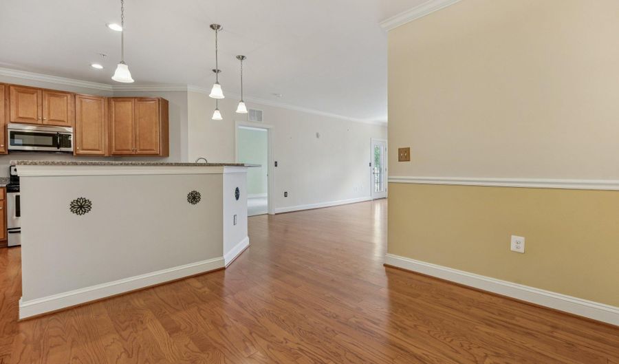 901 MACPHAIL WOODS Xing 3F, Bel Air, MD 21015 - 2 Beds, 2 Bath
