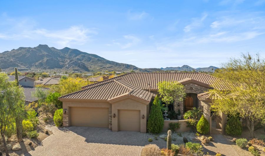 37170 N GRANITE CREEK Ln, Carefree, AZ 85377 - 3 Beds, 4 Bath