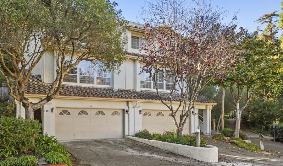 300 Carrera Cir, Aptos, CA 95003 - 3 Beds, 3 Bath