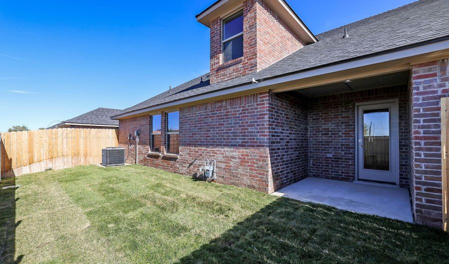 7612 Woodford Ave, Amarillo, TX 79110 - 3 Beds, 2 Bath