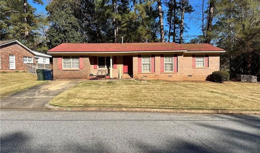 836 CAHABA Dr, Auburn, AL 36830 - 3 Beds, 2 Bath