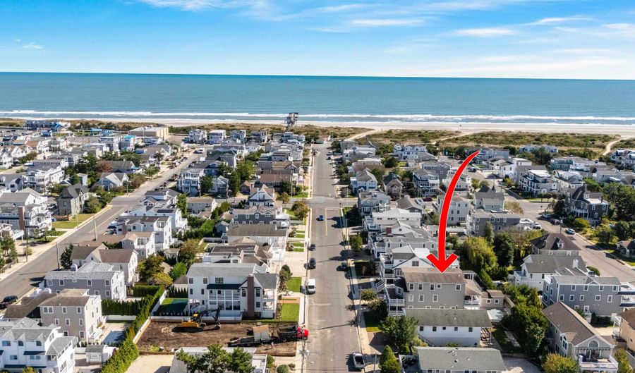 158 32nd, Avalon, NJ 08202 - 5 Beds, 5 Bath