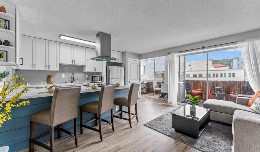 818 S King St 701, Honolulu, HI 96813 - 2 Beds, 2 Bath