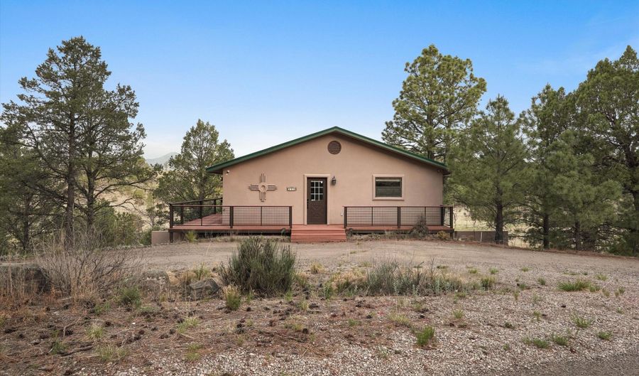 111 Country Ln, Alto, NM 88312 - 3 Beds, 2 Bath
