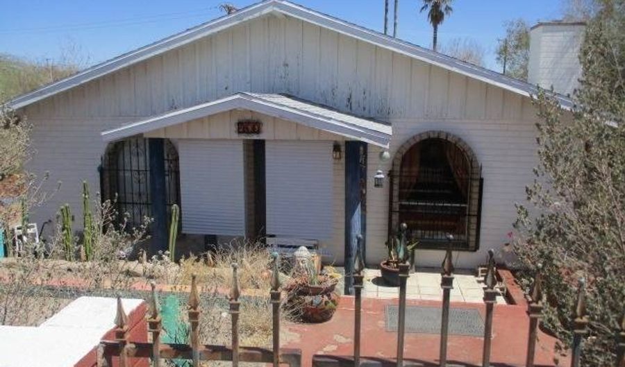 400 W Morondo Ave, Ajo, AZ 85321 - 2 Beds, 2 Bath